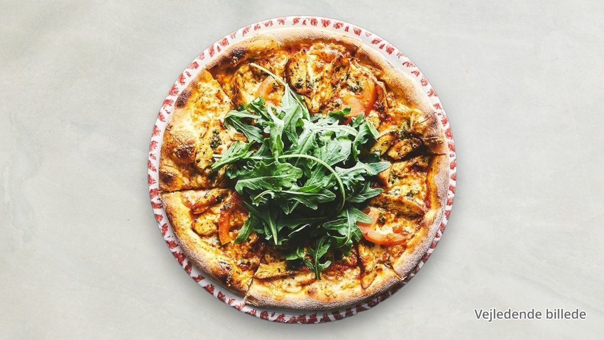 Pollo Rucola – Tomatsauce, ost, kylling, friske tomater og rucola.