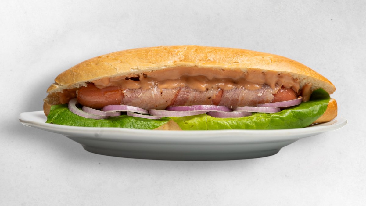 Sandwich nach Wahl – Sandwich deiner Wahl, Salat, Zwiebeln, Cocktailsoße