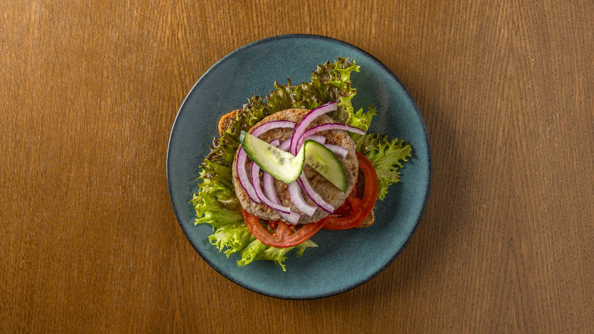 Smørbrød m/ Karbonade – Kjøkken & Kaffe Pyramiden Storsenter