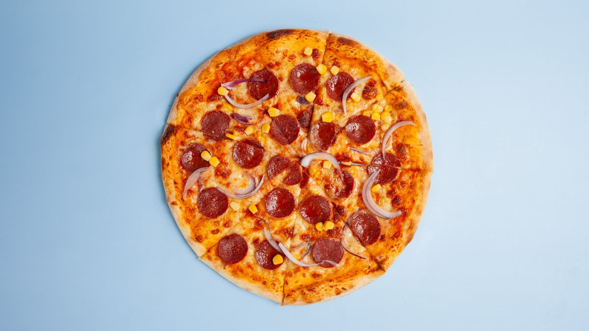 17. Pepperoni Pizza – Happy Time Skien